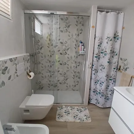 Papaya طوستا ديل سيلونثيو